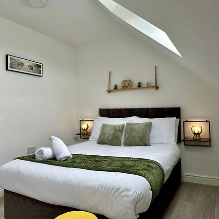 Cosy 3 Bed Apartment Near Birmingham Airport & Nec Perfect For Groups & Contractors! Buitenkant foto