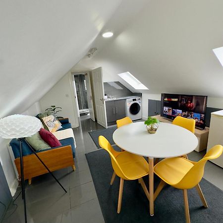 Cosy 3 Bed Apartment Near Birmingham Airport & Nec Perfect For Groups & Contractors! Buitenkant foto