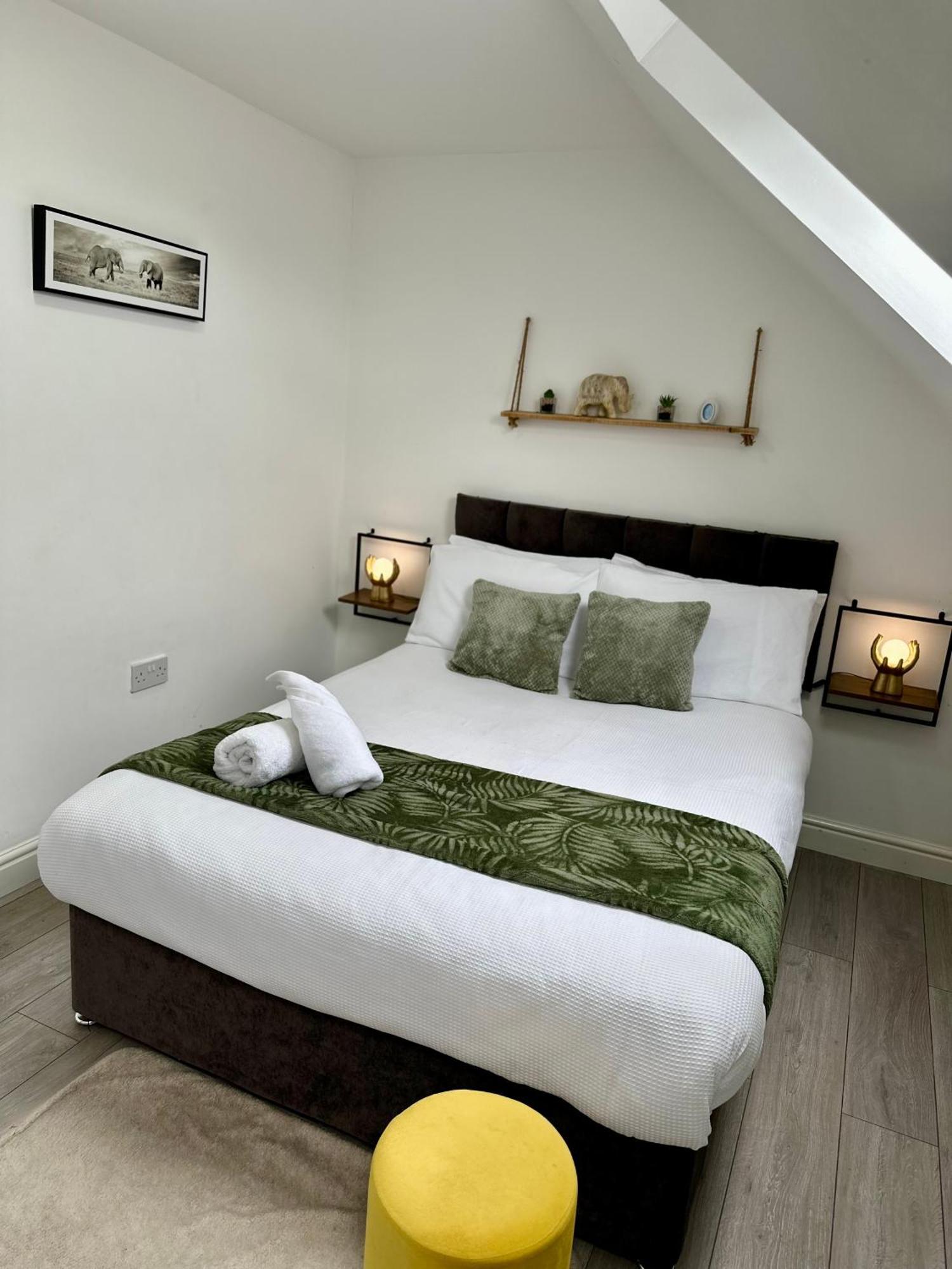 Cosy 3 Bed Apartment Near Birmingham Airport & Nec Perfect For Groups & Contractors! Buitenkant foto